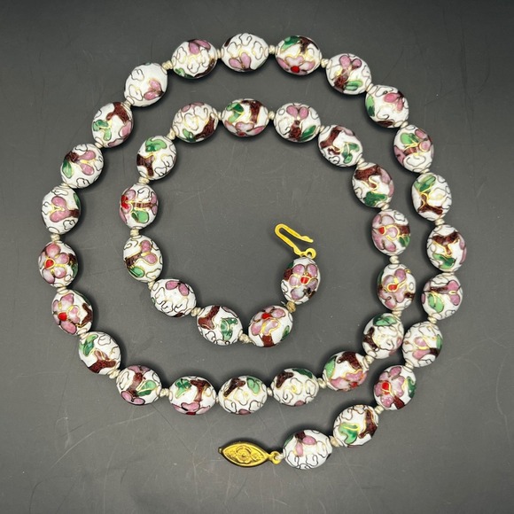 Vintage White Enamel Chinese Floral Cloisonné Beaded Necklace Oval Beads - Picture 5 of 5